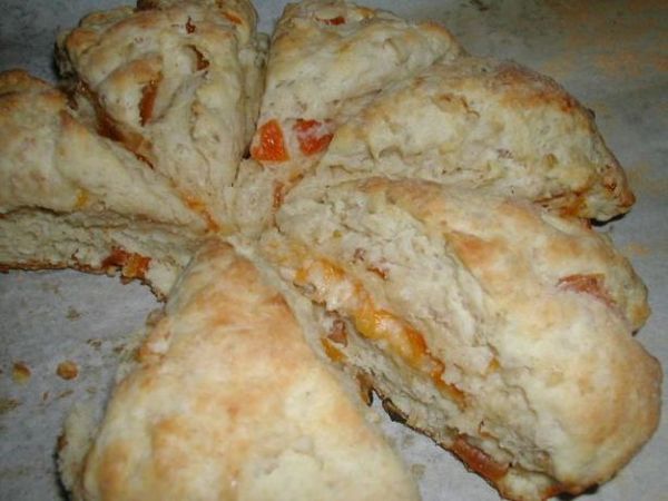 Farmhouse Bed and Breakfast Apricot Scones