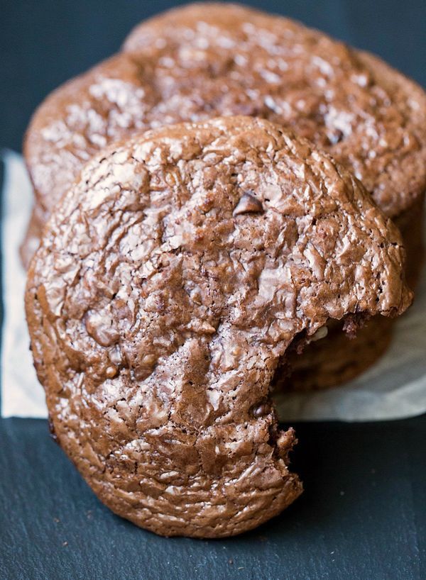 Flourless Almond Joy Cookies