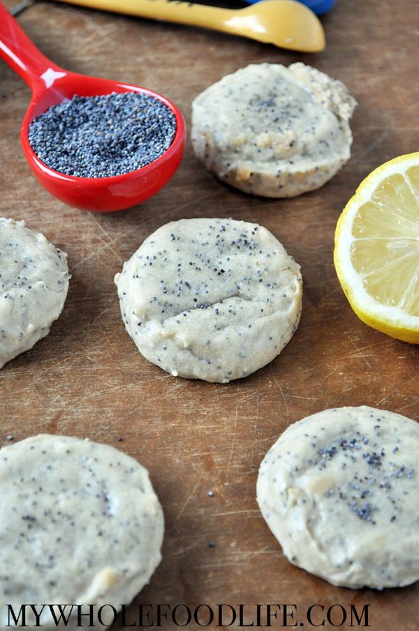 Flourless Lemon Poppy Seed Cookies