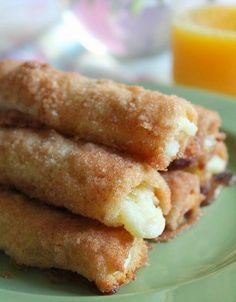 French Toast Roll Ups With Cream Cheese and Strawberries