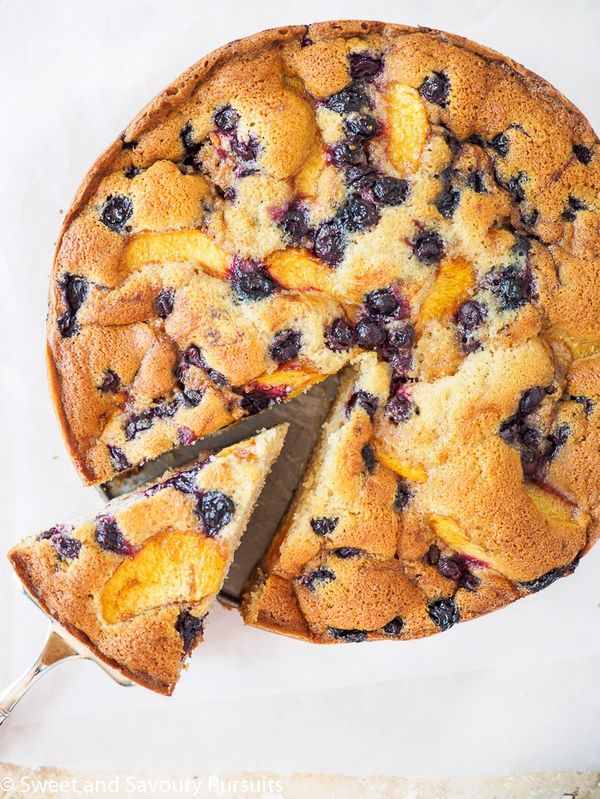 Fresh Peach and Blueberry Cake