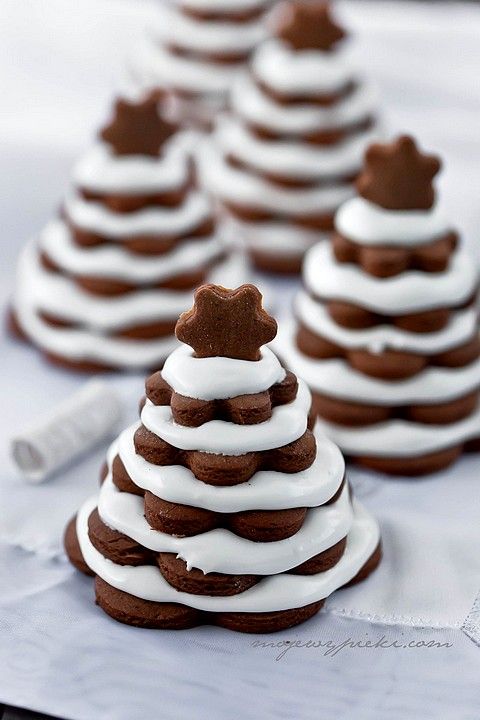 Gingerbread-Cookie Trees