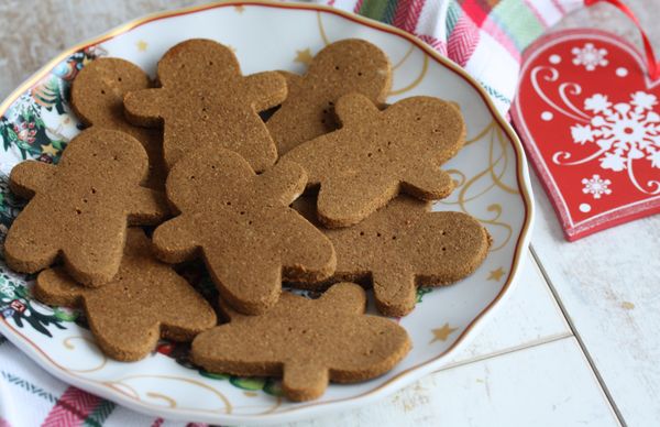 Gingerbread Cookies (AIP, Paleo