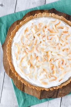 Gluten free vegan coconut cream pie