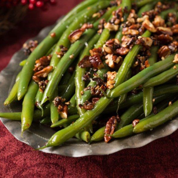 Green Beans with Caramelized Pecans