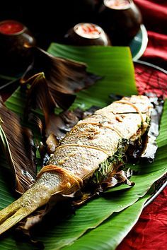 Grilled Whole Fish on Banana Leaf