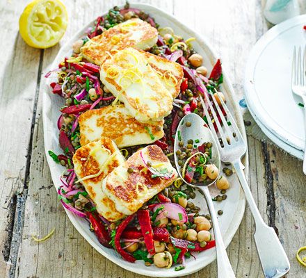 Halloumi with lemony lentils, chickpeas & beets