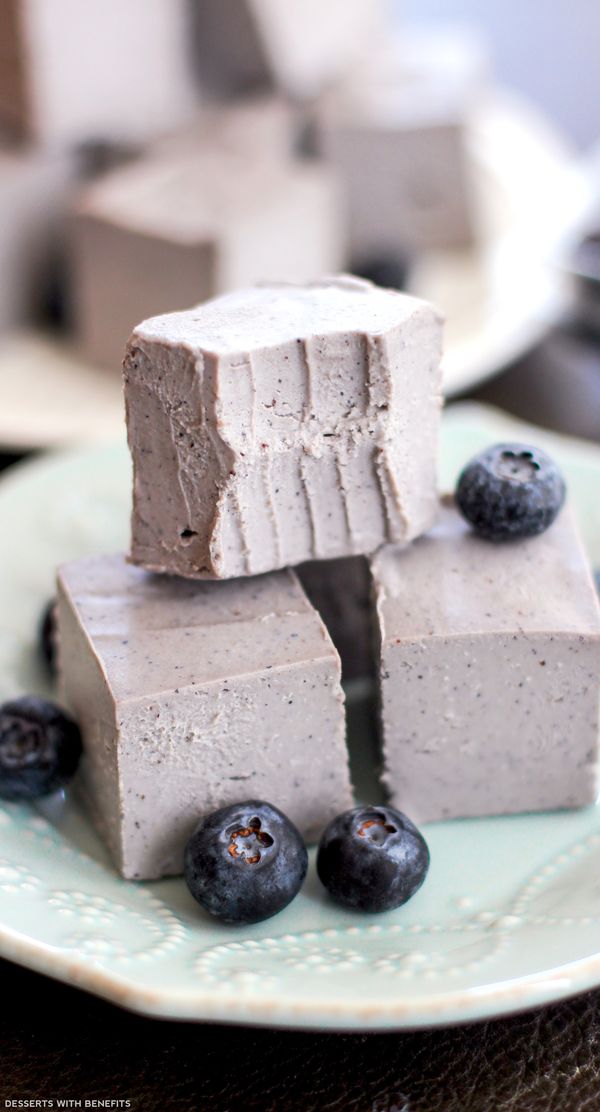 Healthy Raw Blueberry Coconut Fudge