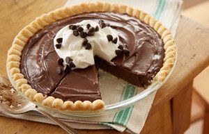 HERSHEY'S Gone to Heaven Chocolate Pie