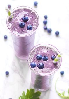 High Protein Blueberry Kale Smoothie