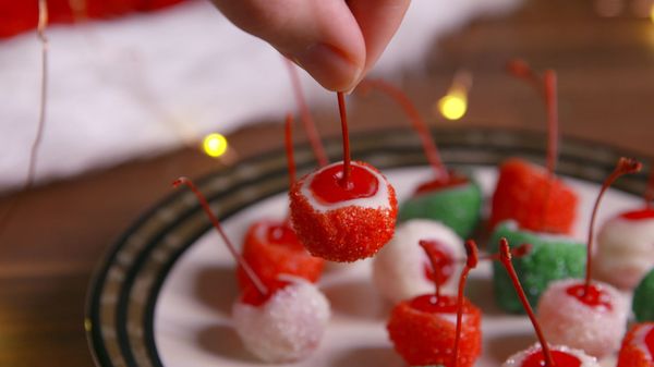 Holiday Cheery Bombs