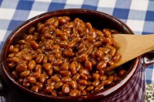 Homemade Baked Beans From Your Slow Cooker