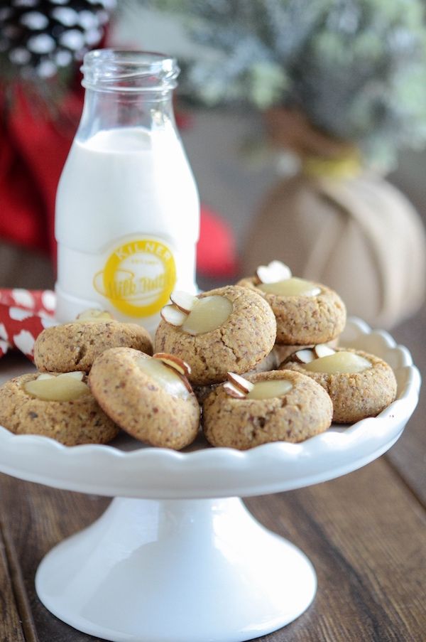 Honey Almond Cookies