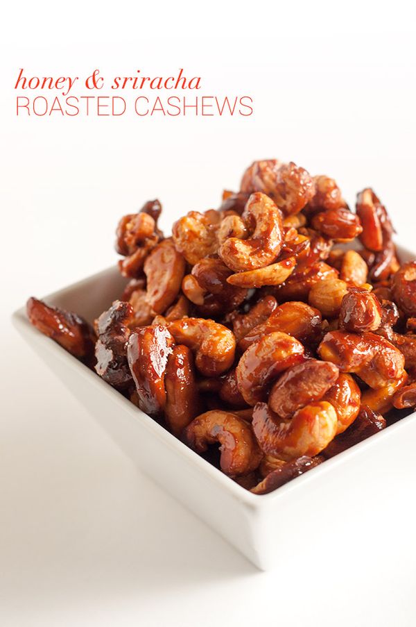 Honey & sriracha roasted cashews