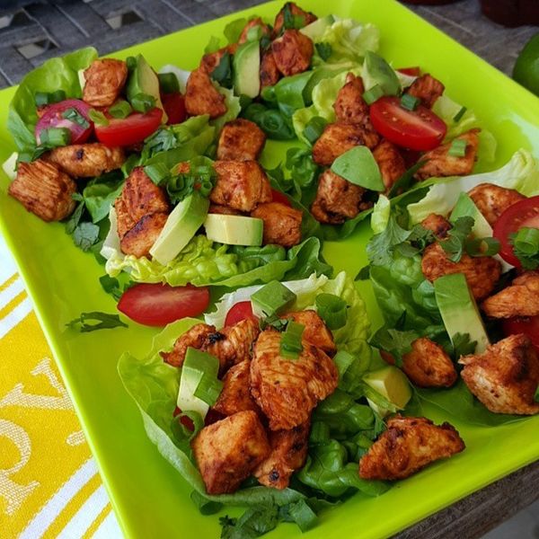 Honey-Lime Sriracha Chicken Lettuce Wraps