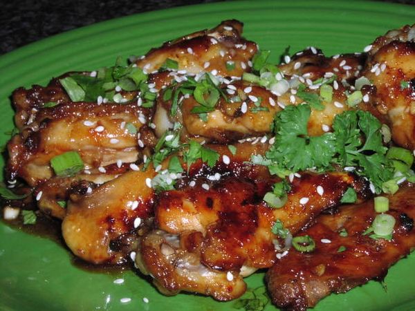 Houlihan's Thai Chile Wings