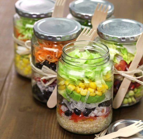 How to Build the PERFECT SALAD-IN-A-JAR with Homemade Lime Vinaigrette