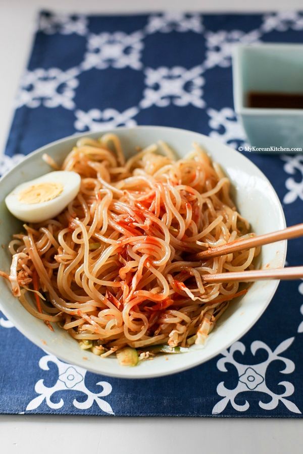 Jjolmyeon (Korean Spicy Chewy Noodles