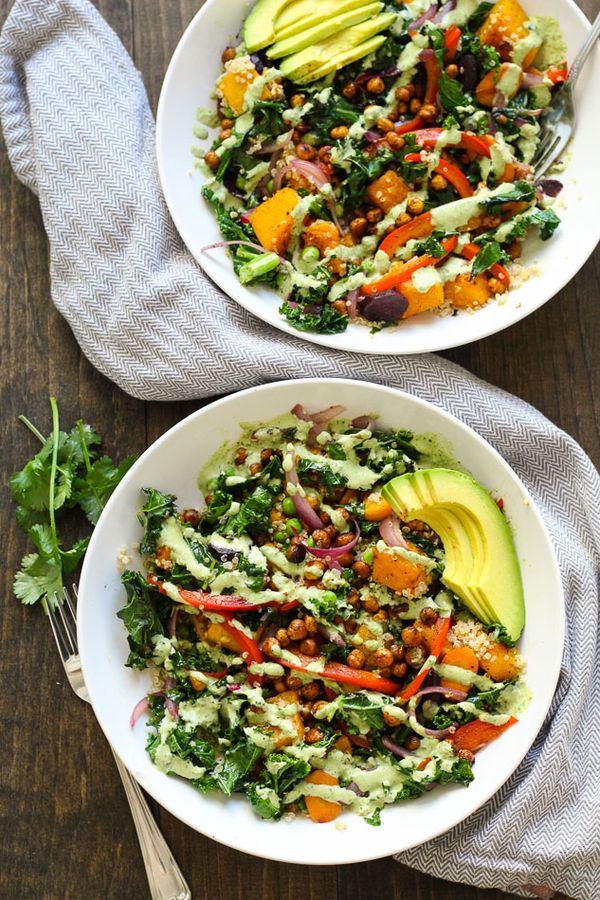 Kale and Quinoa Bowl + Roasted Chickpeas