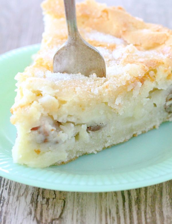 Kentucky Apple Skillet Cake