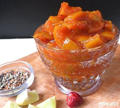 Khatta Metha Nimbu Ka Achar /Sweet and sour Lemon Pickle