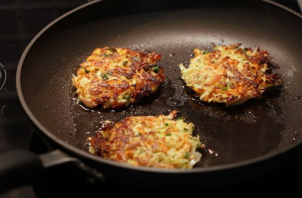 Kohlrabi fritters