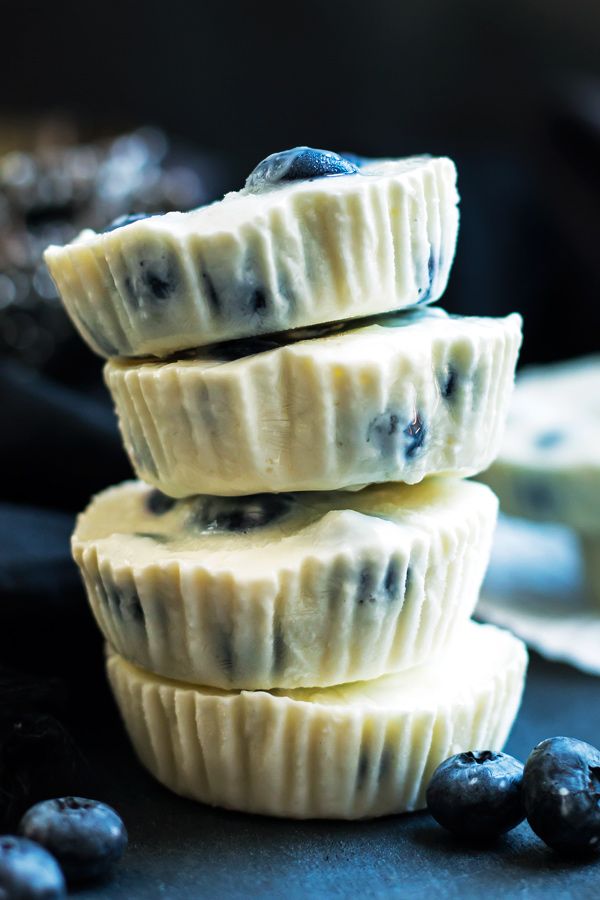 Lemon & Blueberry Frozen Greek Yogurt Bites