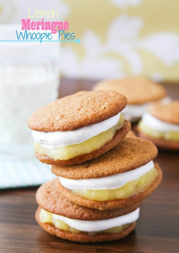 Lemon Meringue Whoopie Pies