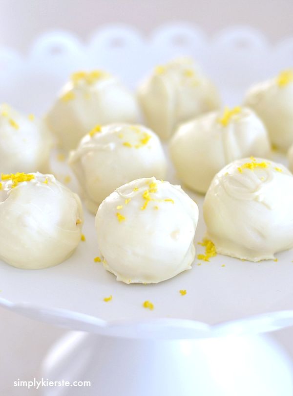 Lemon Oreo Truffles