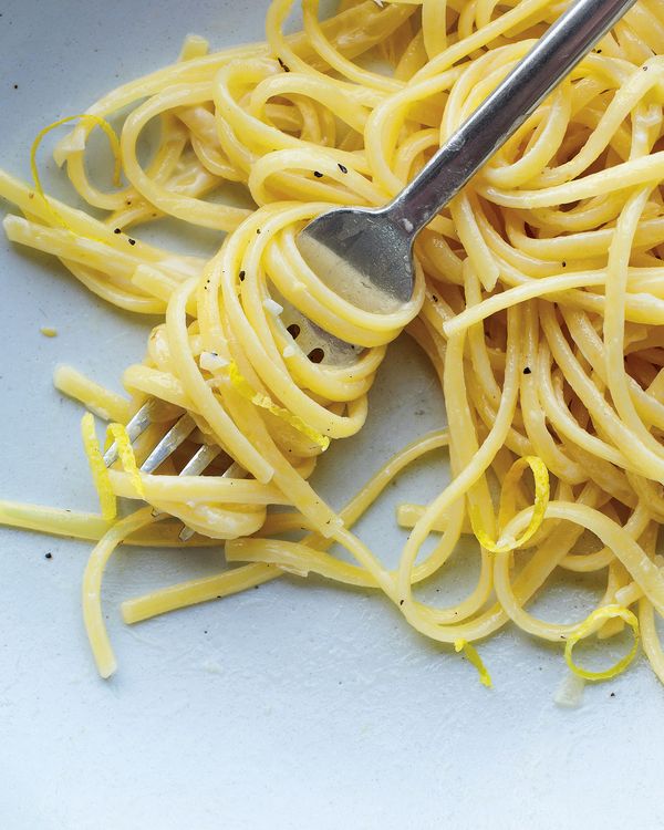 Linguine with Lemon-Cream Sauce