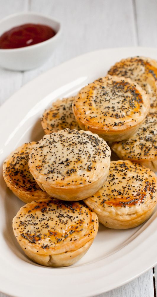 Little aussie meat pies