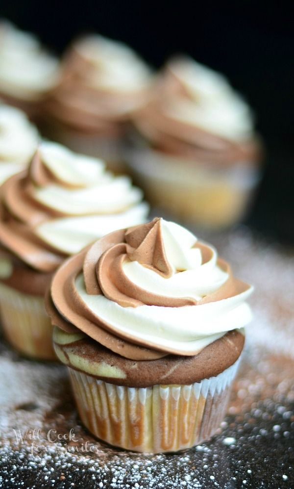 Marble Cupcakes with Marble Cream Cheese Frosting