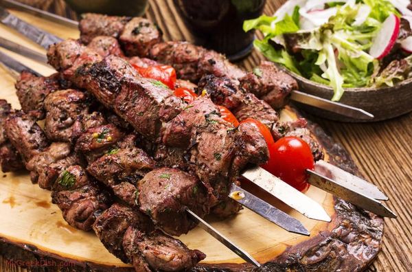 Marinated Greek Lamb Souvlaki recipe (Skewers with Pita and Tzatziki