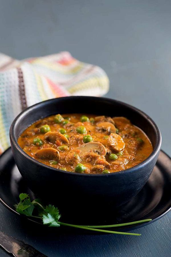 Matar Mushroom Curry