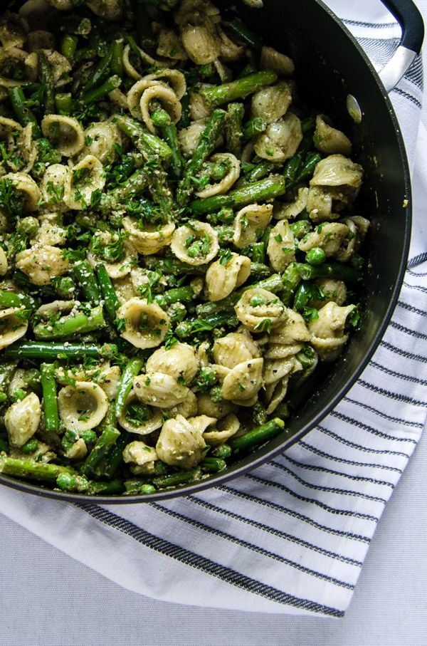 Mean Green Pesto Pasta