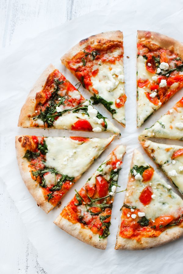 Mediterranean Arugula & Cherry Tomato pizza