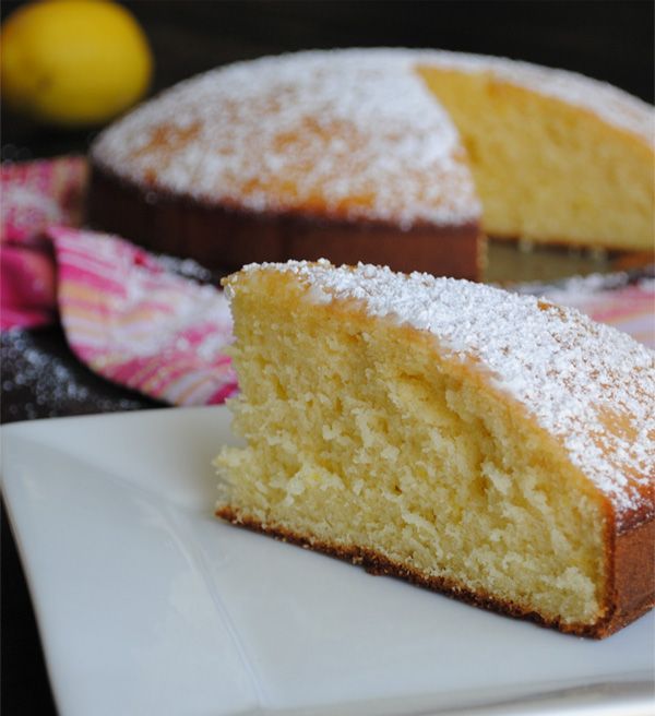 Mediterranean Lemon Cake