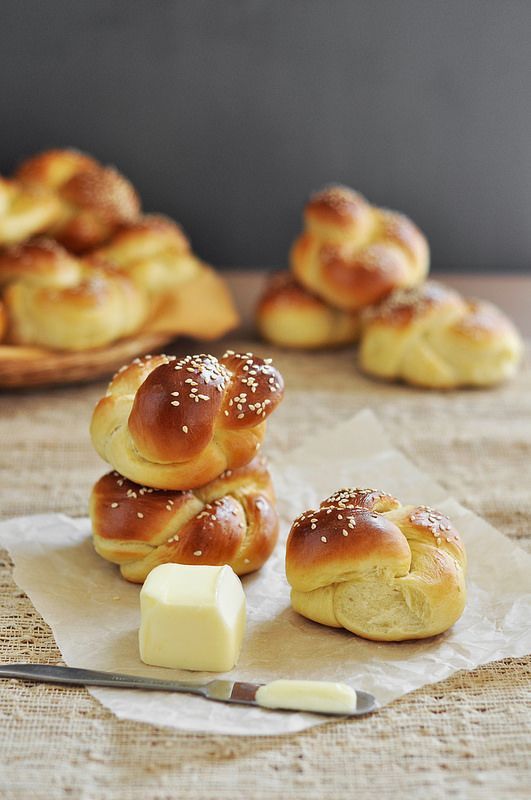 Mini Challah Rolls