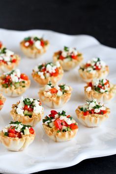 Mini Hummus & Roasted Pepper Phyllo Bites