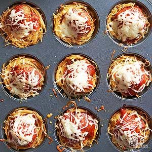 Mini Spaghetti and Meatball Pies