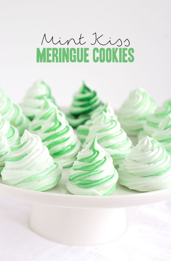 Mint Kiss Meringue Cookies