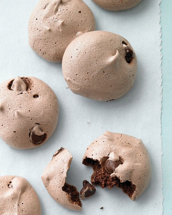 Mocha-Chip Meringues