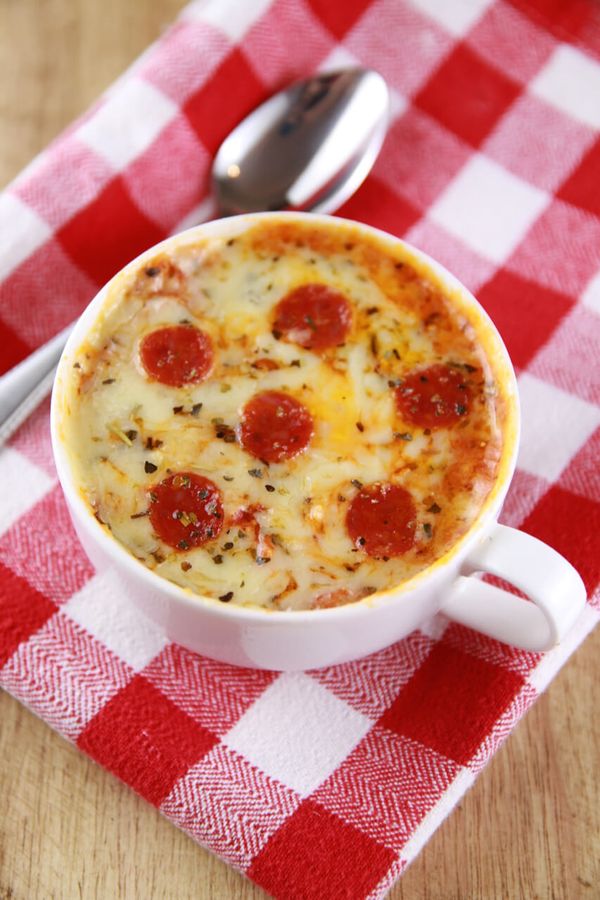 Mug Pizza (Microwave Mug Meals