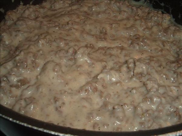 Nana's Favorite Hamburger Gravy