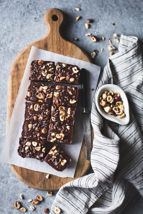 No-Bake Hazelnut Ganache Brownies (gluten-free, vegan, refined sugar-free