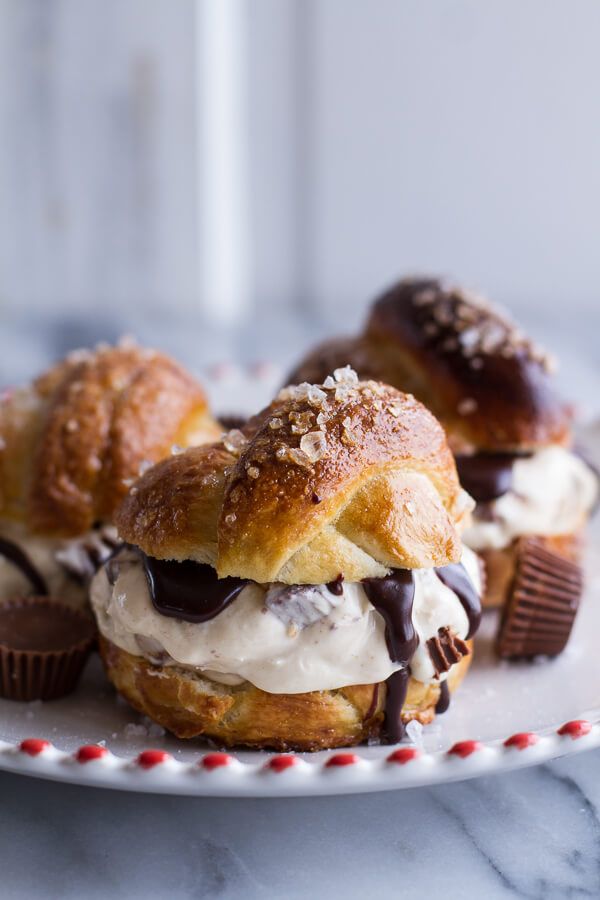 No-Churn Caramel Peanut Butter Cup Soft Pretzel Ice Cream Sammies w/Hot Fudge Sauce