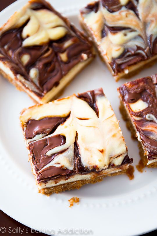 Nutella Swirl Cheesecake Bars