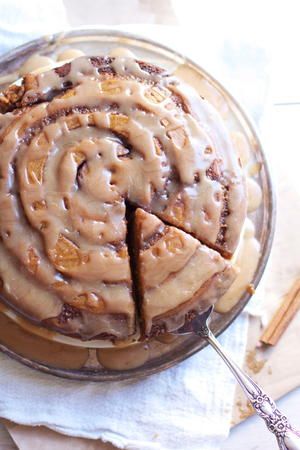 Old World Amish Pumpkin Cake