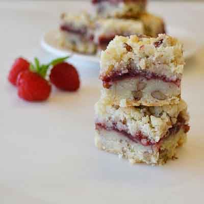 Old-World Raspberry Bars