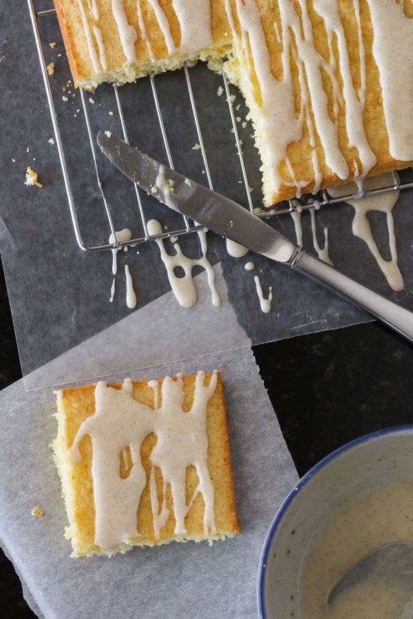 Olive oil orange cake with cardamom glaze